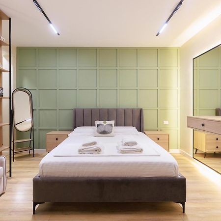 Syncron Apartments In The Center Of Tirana Bagian luar foto