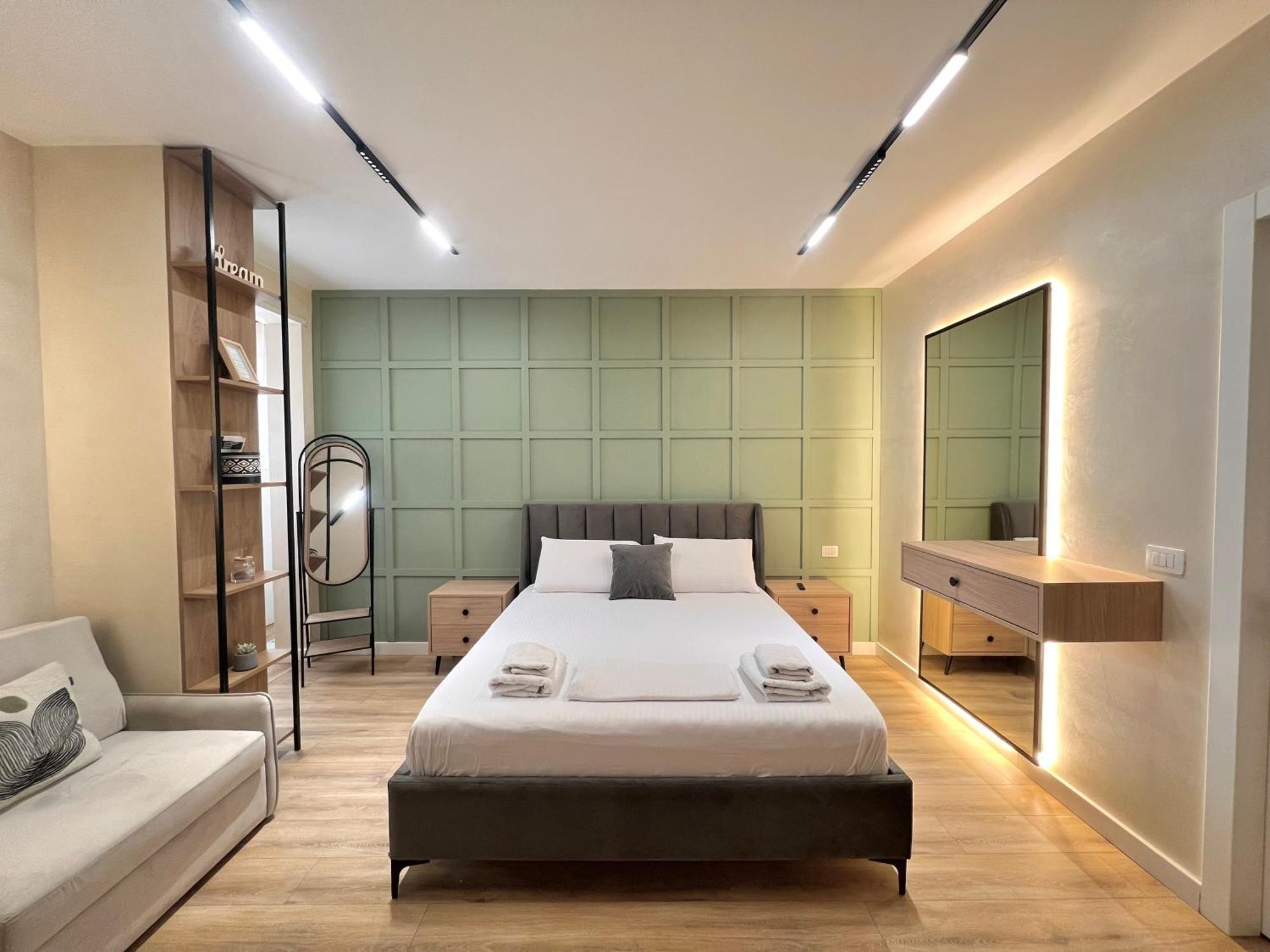 Syncron Apartments In The Center Of Tirana Bagian luar foto