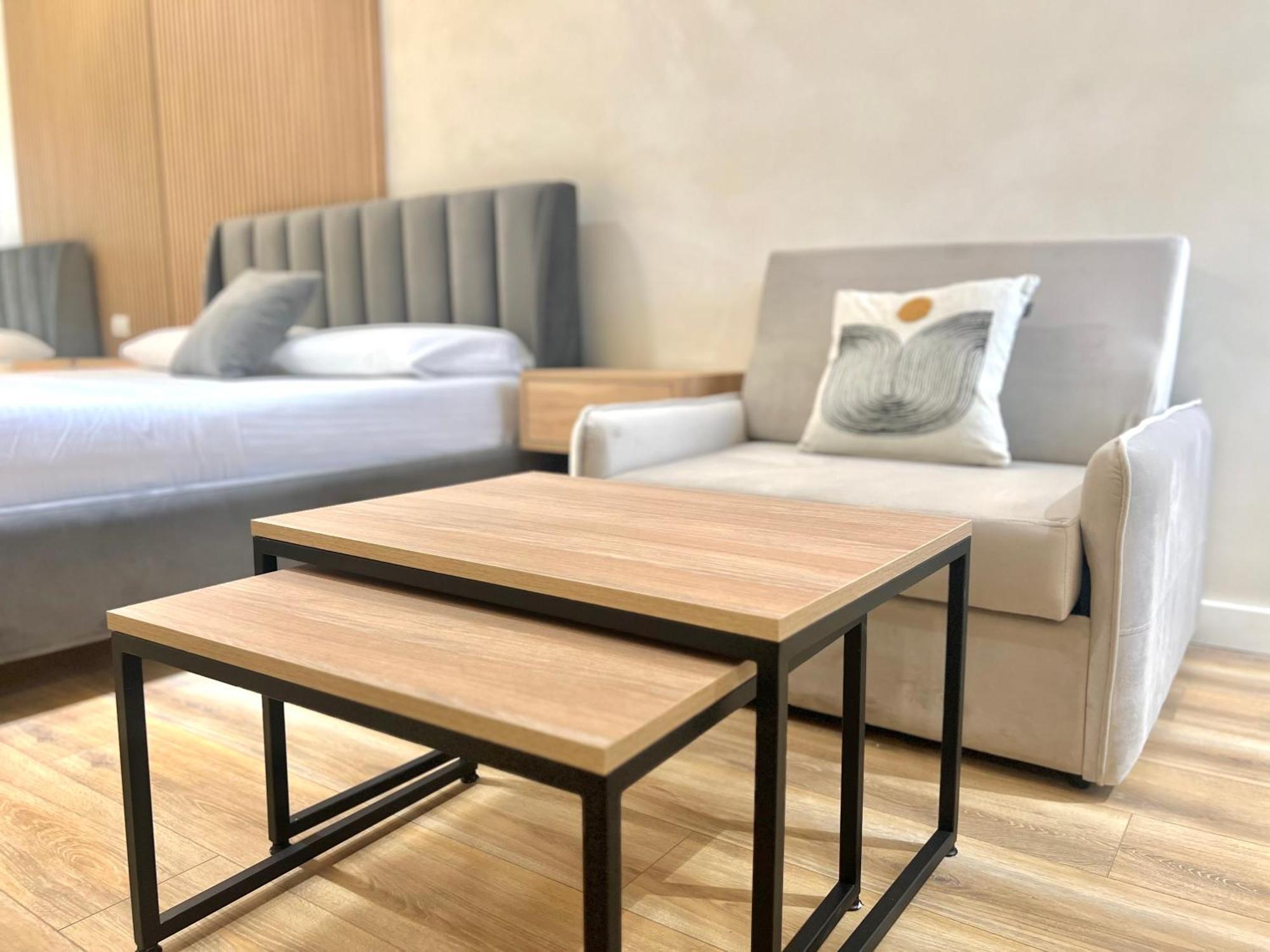 Syncron Apartments In The Center Of Tirana Bagian luar foto