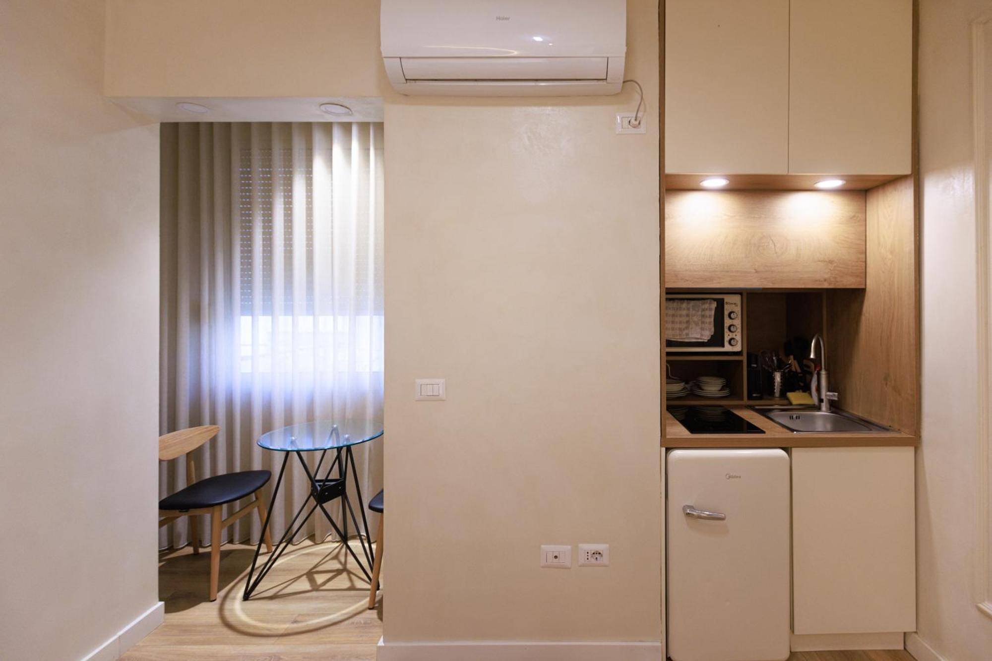 Syncron Apartments In The Center Of Tirana Bagian luar foto